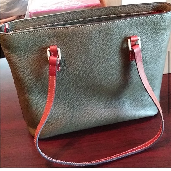 Handbag - Picture 2 of 10